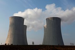 В Чехии произошло внеплановое отключение второго энергоблока АЭС «Дукованы»