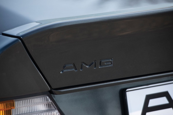 Самый быстрый и самый удивительный: пара седанов от AMG, один из которых – вовсе не Mercedes